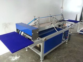 傳統(tǒng)熱熔膠產品制造設備