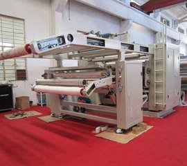 熱熔膠復(fù)合機(jī)的密度與什么有關(guān)？