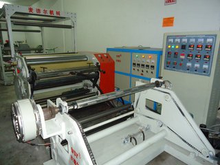 復(fù)合機(jī)的復(fù)合擠出技術(shù)怎么樣？